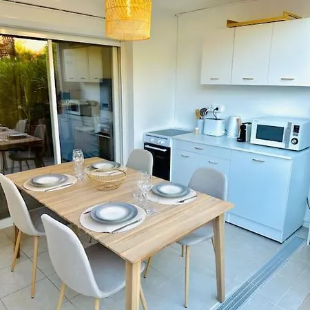Apartment Pour 4 Personnes *
