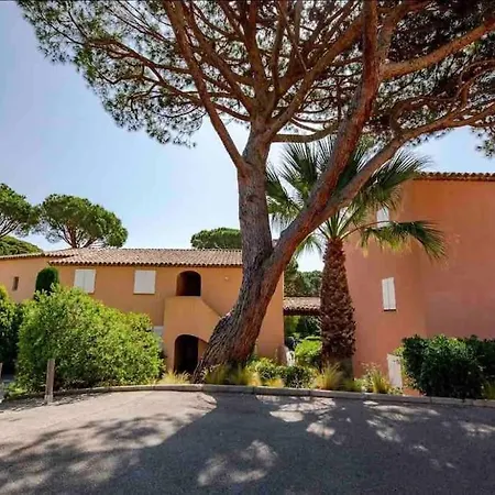 Pour 4 Personnes Apartment Sainte-Maxime